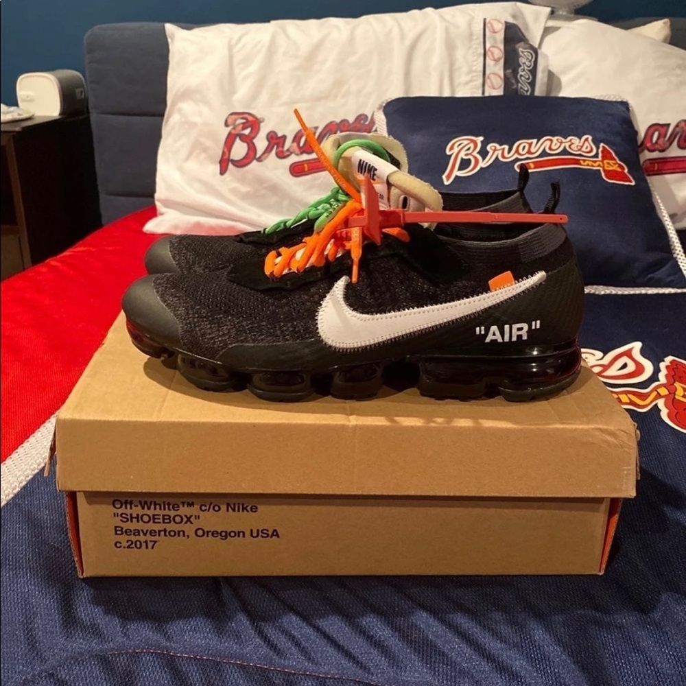 Nike off white vapormax